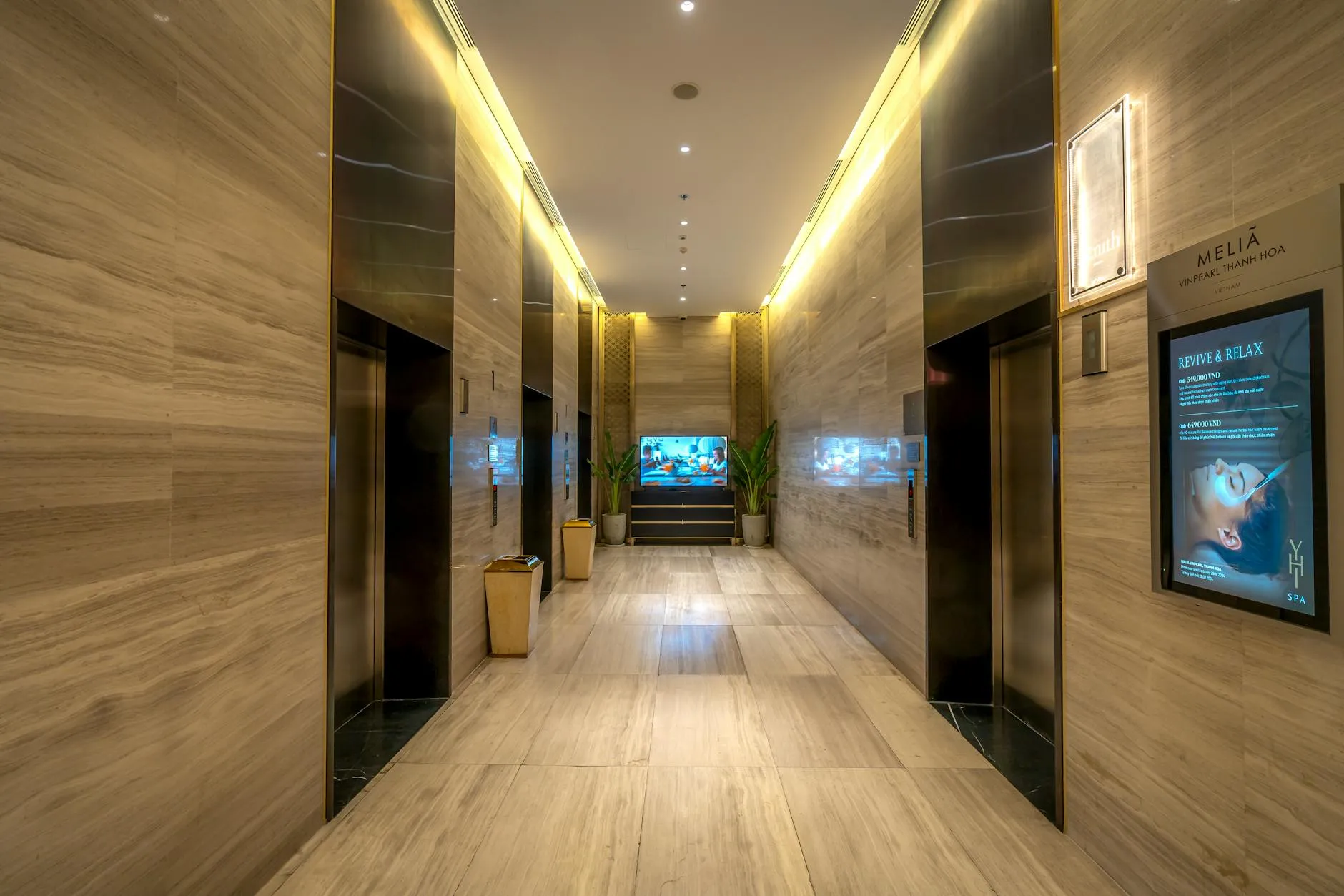 Louvre Hotels